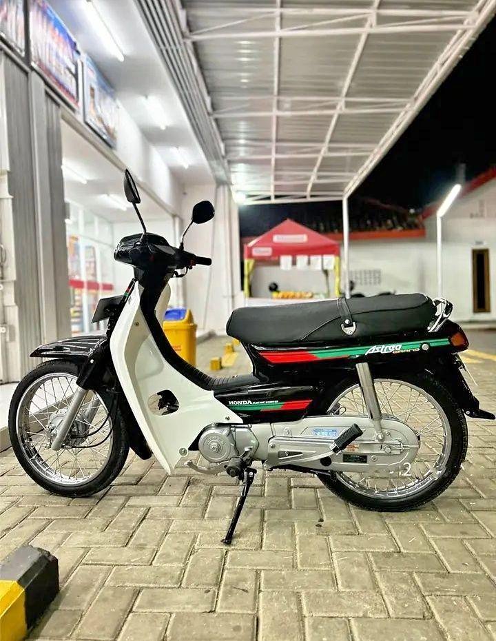 Sepeda motor honda grand bekas