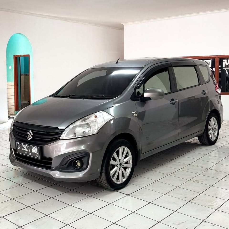 Suzuki ERTIGA GL 2017 MANUAL Mobil Bekas Murah