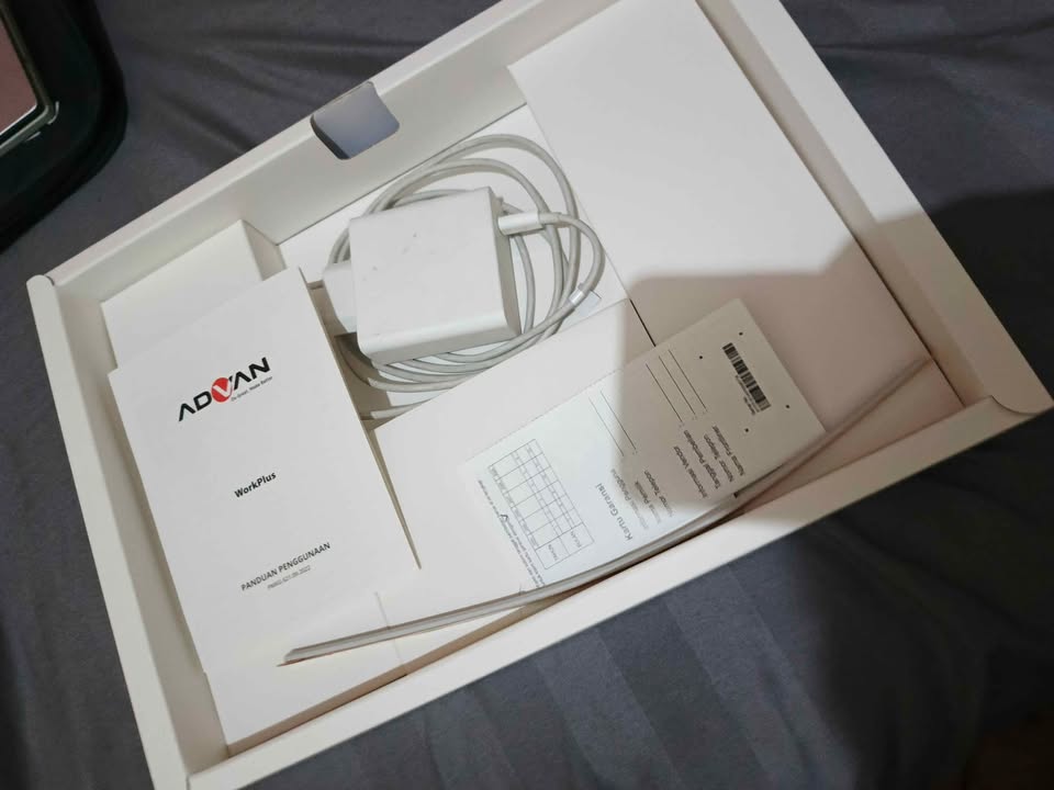 ADVAN WORKPLUS i5 12600H gen 12 RAM 24 SSD 512