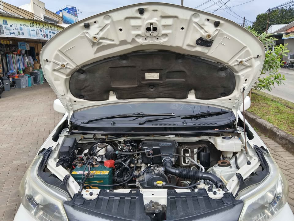 Daihatsu xenia barong 2016