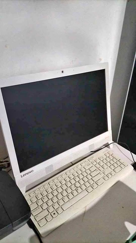 PC Lenovo All In One