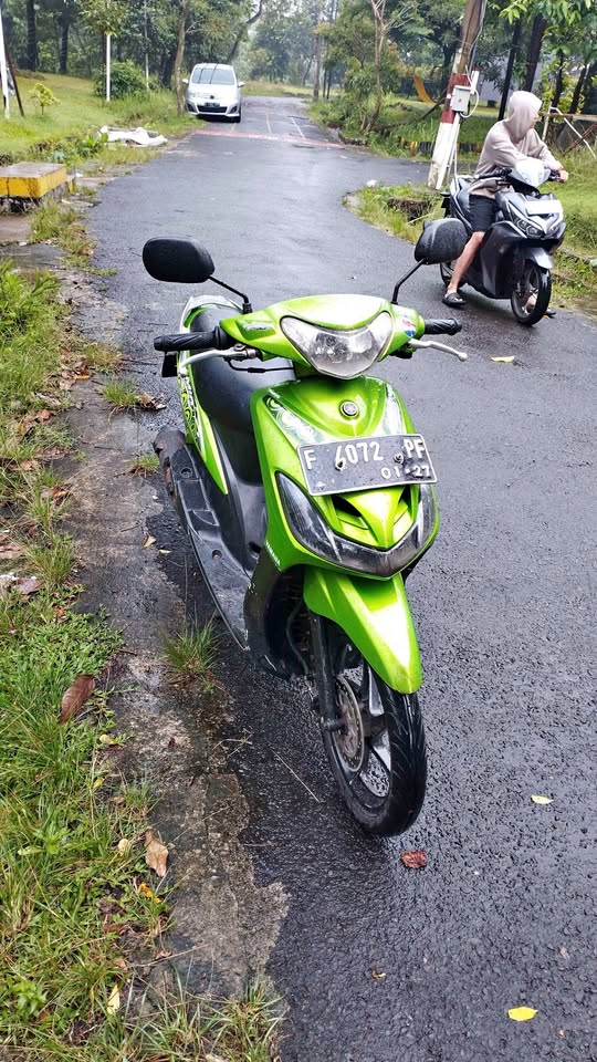 2011 Yamaha mio