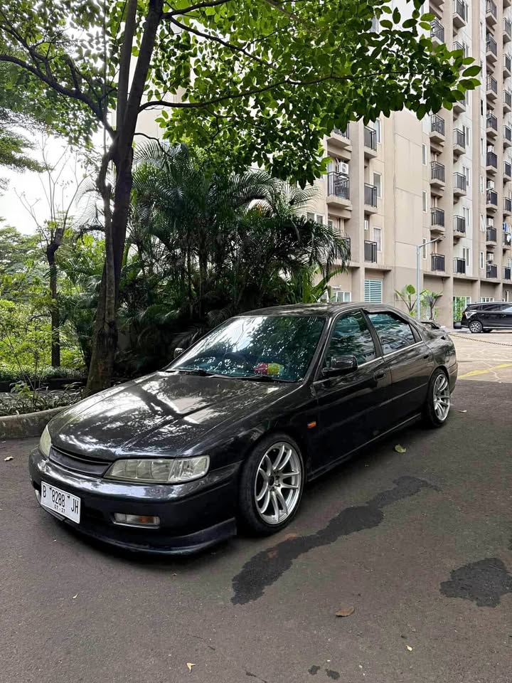 Honda accord tahun 1994
