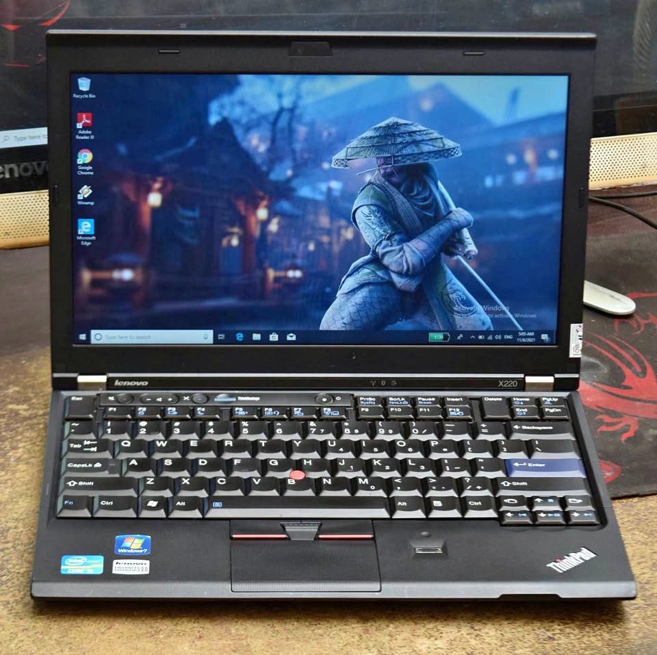 jual cepet aja gan,Semua normal Dan mulus Lenovo Thinkpad X220 i5 Gen 2 Ram 4Gb HDD 320Gb