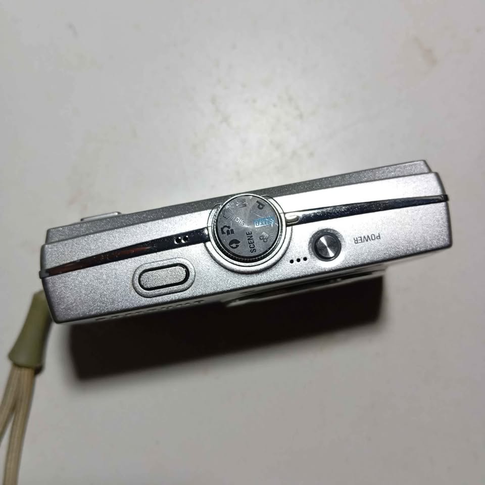 Kamera Samsung L-100
