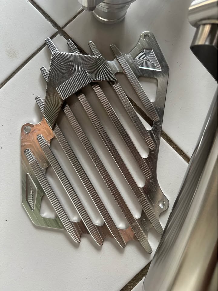Shijiro+arem+tutup radiator