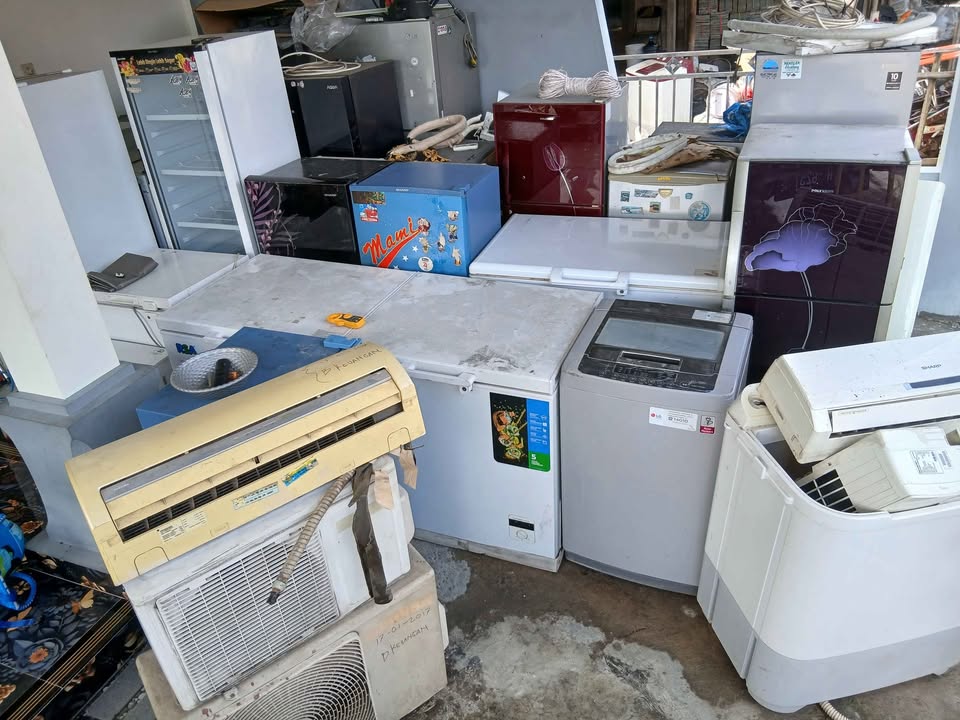 Menerima elektronik bekas segala kondisi