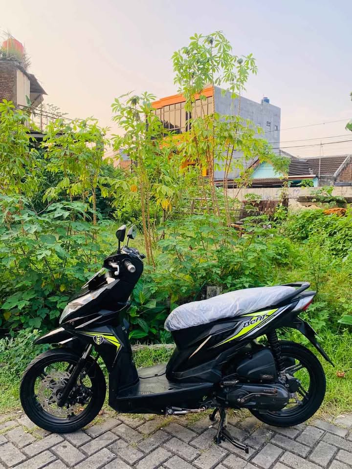Honda beat eco 2019