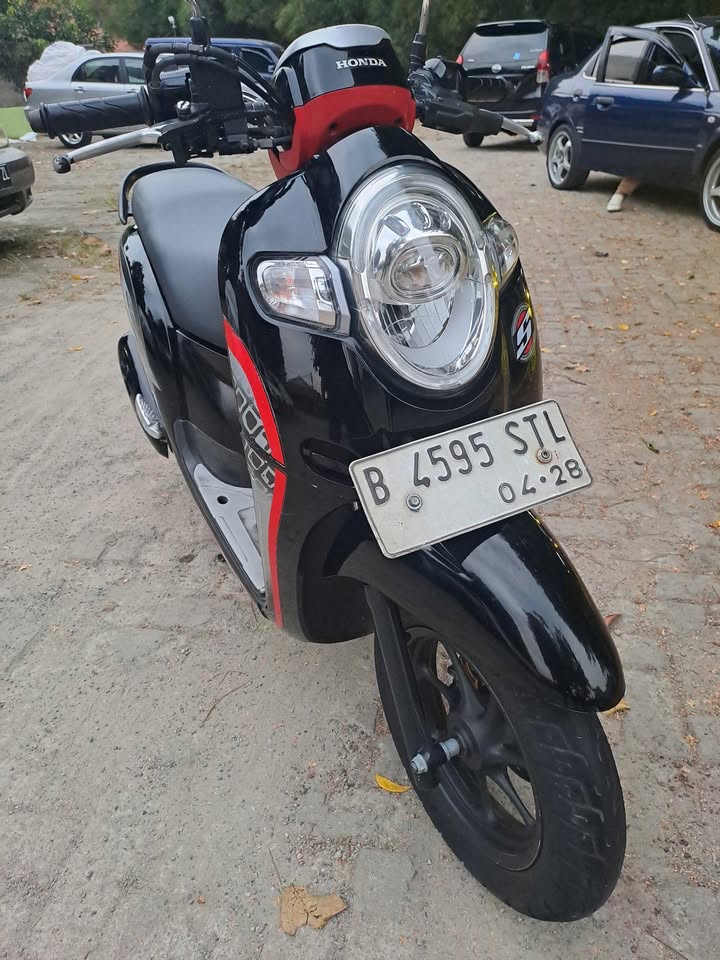 Honda Scoopy 2019