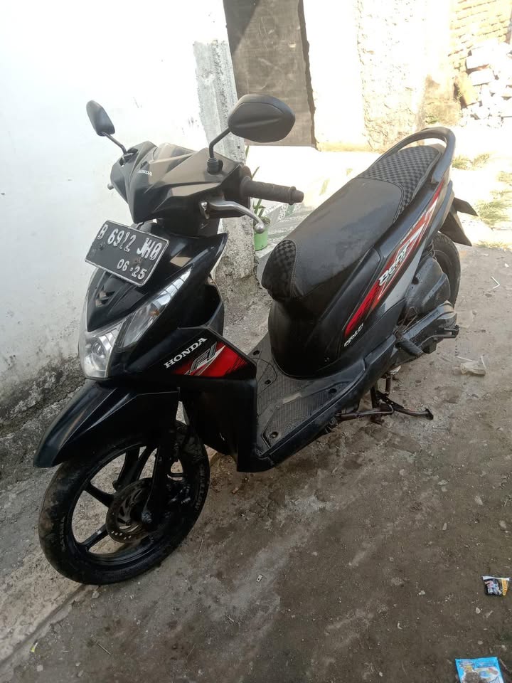 Honda Beat FI 2014